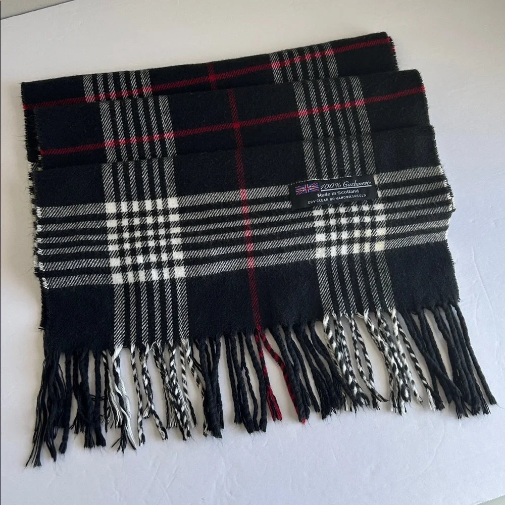 Made in Scotland 100% Cashmere Plaid Scarf
